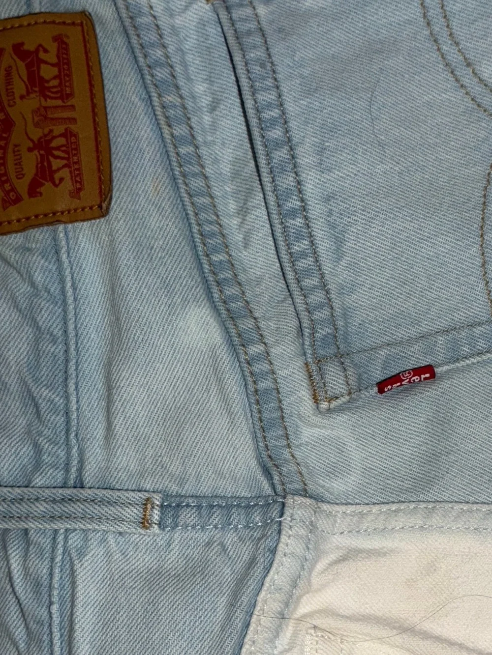 Sample pair of Levi's Two-Tone Light Blue & White Jeans 27